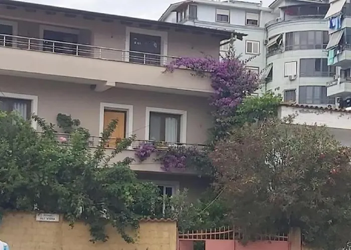 Flowers Appartement Tirana
